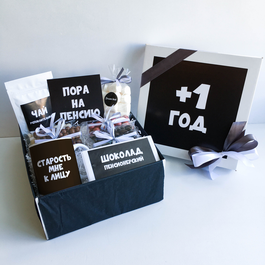картинка Подарочный набор DREAMBOX  "+1 ГОД" от магазина Dreambox